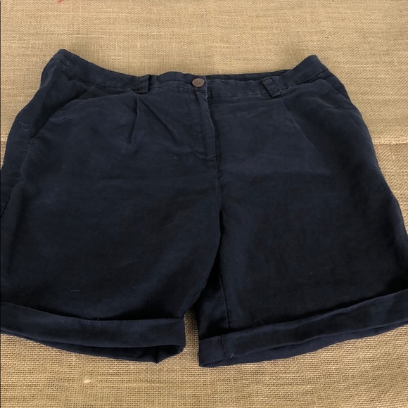 Jones New York Signature 100% Linen Roll-Tab Shorts- navy color- women’s size 8 - Picture 2 of 6